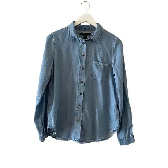 Forever 21 Contemporary Chambray Button Down  Soft Lyocell Lightweight M #1586 - Picture 1 of 11